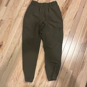 women’s Olive Cargo Pants